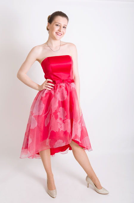 Petticoat-Kleid mit rotem Blumenprint